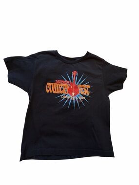 Dauphin's Countryfest 15th
Anniversary t-shirt from 2004-Fits Small/Medium